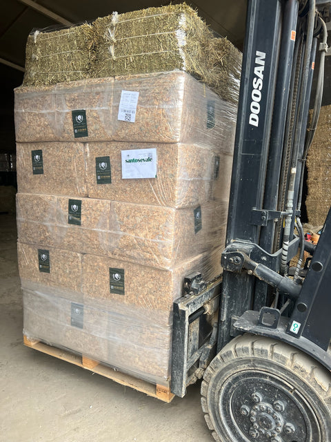 Aparas de madeira de feno nobre (aprox. 15 kg)